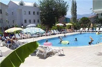 Otel Parkmar 2*